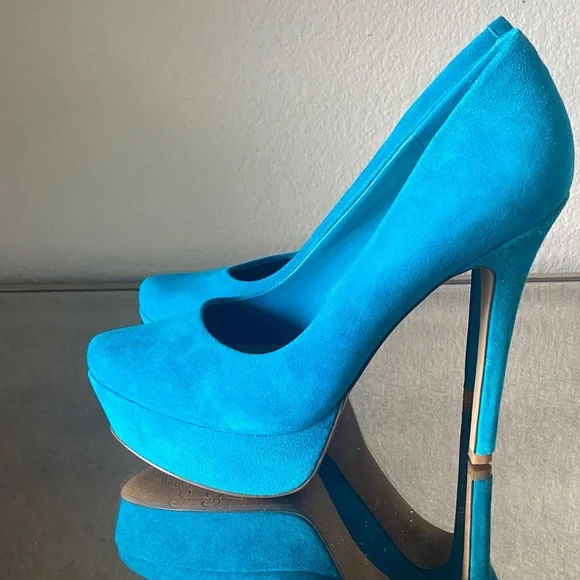 Bright Teal Platform High Heels - Women's Pumps - Picture 4 of 12